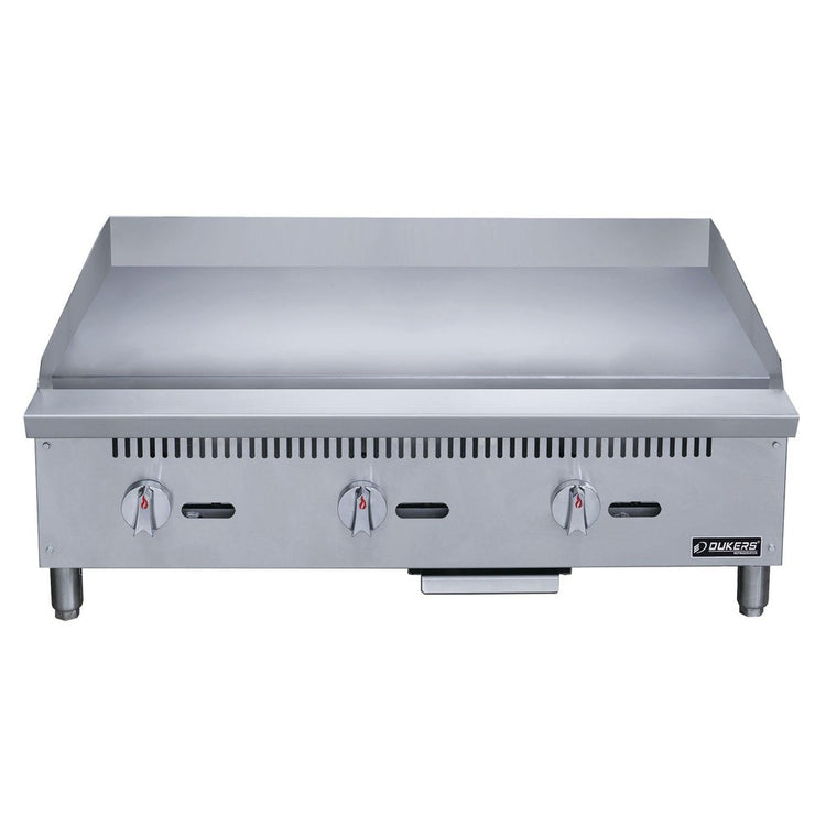 Dukers DCGM36 36 in. W Griddle with 3 Burners
